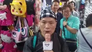 Words  (Bee Gees fans gathering in Hong Kong)