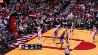 Omri Casspi dunks on Joel Przybilla 1-24-11