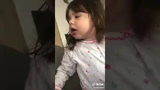 papa arr&ecirc;te de faire tes conneries 😂😂😂