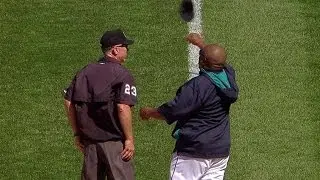 TB@SEA: McClendon ejected after disputed strike call