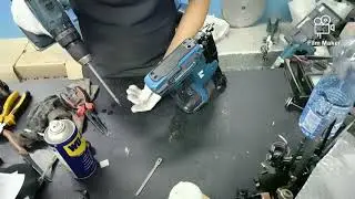 Makita DPT 353 Cordless Pin Nailer