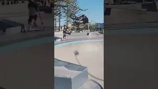 Jayden Fuller getting a good flow in at Alex Heads park. #bmx #skatepark