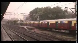 DC EMU LEAVING KHAR ROAD IN HEAVY RAIN WITH NICE MOTOR SOUNDS