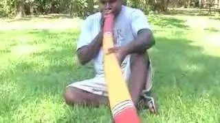 Stunning Mirarra' F/G yidaki, played by Dhapan Yunupingu
