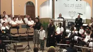 468). Luptă, Luptă, Luptă-te cu tine !*Surorile Adriana@Debora din Cugir,Alba...D18.09.2022*
