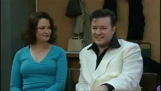 Extras, deleted scene from episode 03, season 01. Hymn. Ricky Gervais