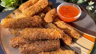 Quick & Easy Crispy Halloumi Fries!