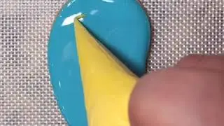 Wet on Wet Flip Flop Cookie Decorating