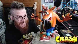 First 4 Figures Crash Bandicoot Exclusive Edition Statue Unboxing