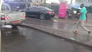 How looks the Traffic in Douala in a raining day ,Cameroon 🇨🇲?