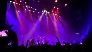 24 03 2014- Five Finger Death Punch - Battle Born @013
