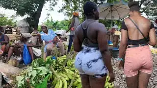 Exploring Ghana&rsquo;s TRADITIONAL LOCAL FOOD MARKET 🇬🇭 | Authentic African Street Food Tour in Accra 🌍
