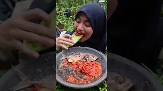 MUKBANG PARE MENTAH TANPA NASI !!!