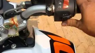 KTM DUKE 200(WHITE), over view and engine sound..
