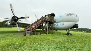 THE DON Q INN AIRPLANE ROADSIDE ATTRACTION HOTEL DODGEVILLE WISCONSIN TRAVEL FANTASY THEME ROOMS 4K