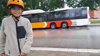 Bussar, tåg och båtar i Motala