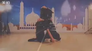 Super Touching Lyrical Oriental Dance Video《Love me as I am》