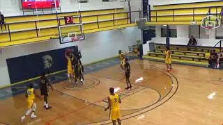 Ian Kelly 6-5, 215 F