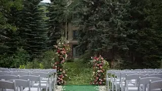 A Pink Themed Mountain Wedding in Vail, Colorado | Sonnenalp Vail Wedding