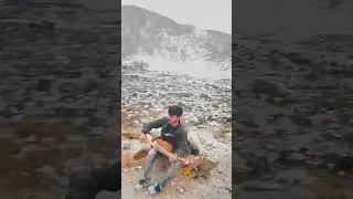 RUBAB playing #music Tum Chalo awoo pahado ki qasam🏔️🍁 #song URDU 🥀