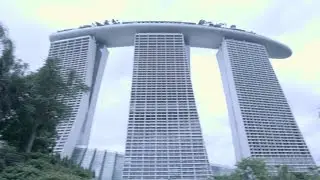 Inbreken in het duurste hotel (GEPAKT) !! - Singapore (VLOG) #5