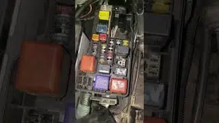 Волга 24, установлен двигатель с акпп 1jzge.