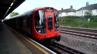 Trains at Upney station 28/5/16