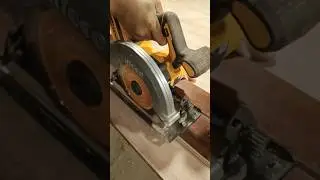 cordless circular track saw cutting #cordlesstools #diy #wood