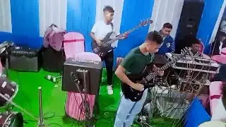 live..... at jaroi&ntilde;tula (wedding party)