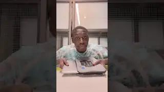 Just buy a big computer case bro🤲🏾Bastava comprarne uno pi&ugrave; grande 🙂🤲🏾 #stitch#learnfromkhaby