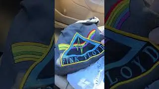 Grabbed Another Toshiba DVD Player + A SICK Pink Floyd Sweater #thrifting #pinkfloyd #goodwill #dvd