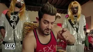 Secret Superstar Teaser | Aamir Khan turns Rockstar