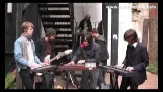 FLY TV In The Courtyard - Casio Kids 'Togens Hule'