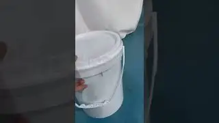 auto 5 gallon plastic lidder machine  #packingmachine #automation #foryou