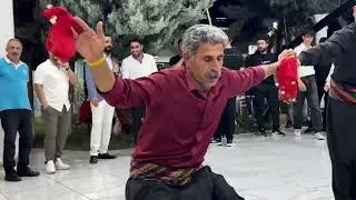Orjinal Diyarbakır folklorik halayı Bismilli siyabent çalıyor Mehmet Sergelya oynuyor (HD)