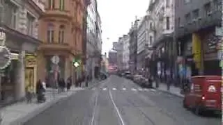 Чехия. Прага. Трамвай номер 14 (остановка Vodičkova )