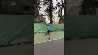 ALGUMAS DICAS PARA O SAQUE KICK (TOP SPIN) = M&Eacute;TODO LET&Iacute;CIA SOBRAL