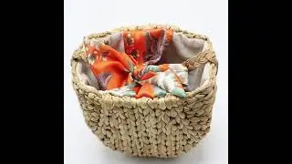 Ladies Handmade Beach Bag Craft Woven Shoulder Bag Straw Cylindrical Bag Bohemian Bag