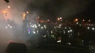 MC ACONDIZE provoca a maior ilumina&ccedil;&atilde;o ja visto no prisidio - FOGO