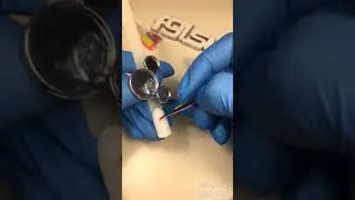 Инкрустация объемными камнями и стразами✨