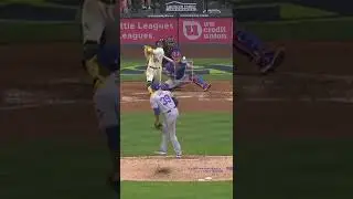 Edwin Diaz is kinda hard to hit 😬😬😬