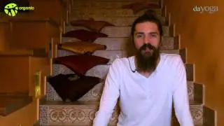 Алексей Меркулов приглашает на Neon Yoga Class.