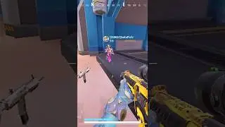Look at His REACTION 😆 When I Use TWO BAR-95 Guns | Farlight 84