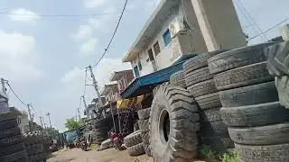 Delhi tyre baazar//दिल्ली में टायरों की मंडी ,