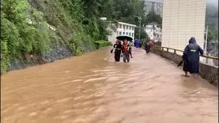 A race against time to save lives in flood-hit China's Shaanxi