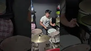 crossovers&mdash;they're easy peasy! #drums #jazzdrumming