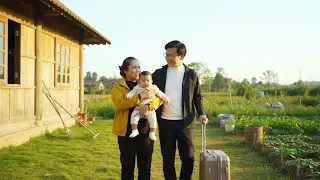 Ly Tu Tien and CEO Jack took little Anna to visit her paternal grandmother