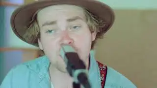 Guthrie Brown - Wild Child  (LIVE)
