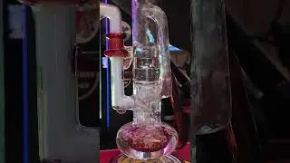 Uzzi Glass &ndash; Pure Art in Motion