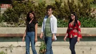 Halloween Traditions -  Modern Family